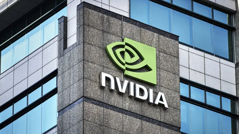 Logo de Nvidia en la sede corporativa de la empresa tecnológica líder en chips de inteligencia artificial